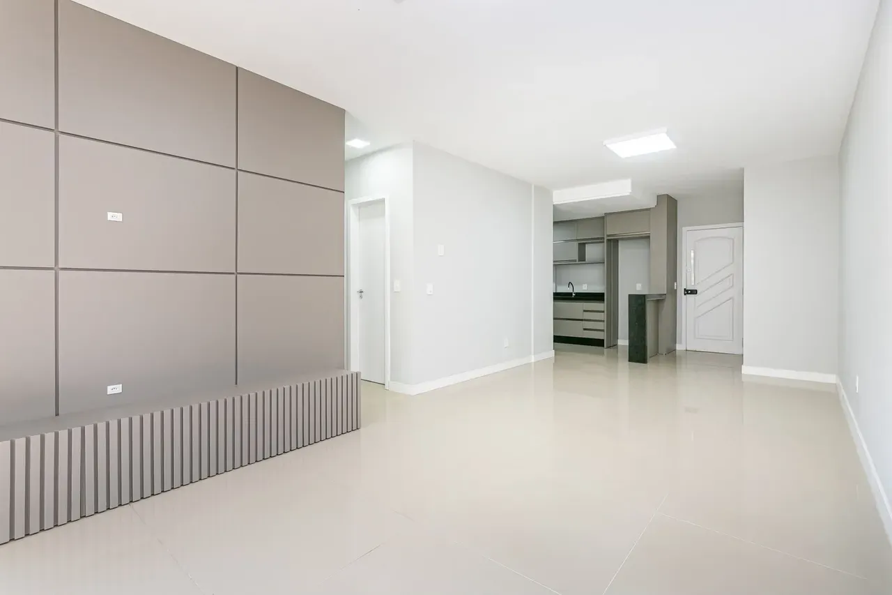 153 m² apartment with open kitchen and 3 en-suite bedrooms