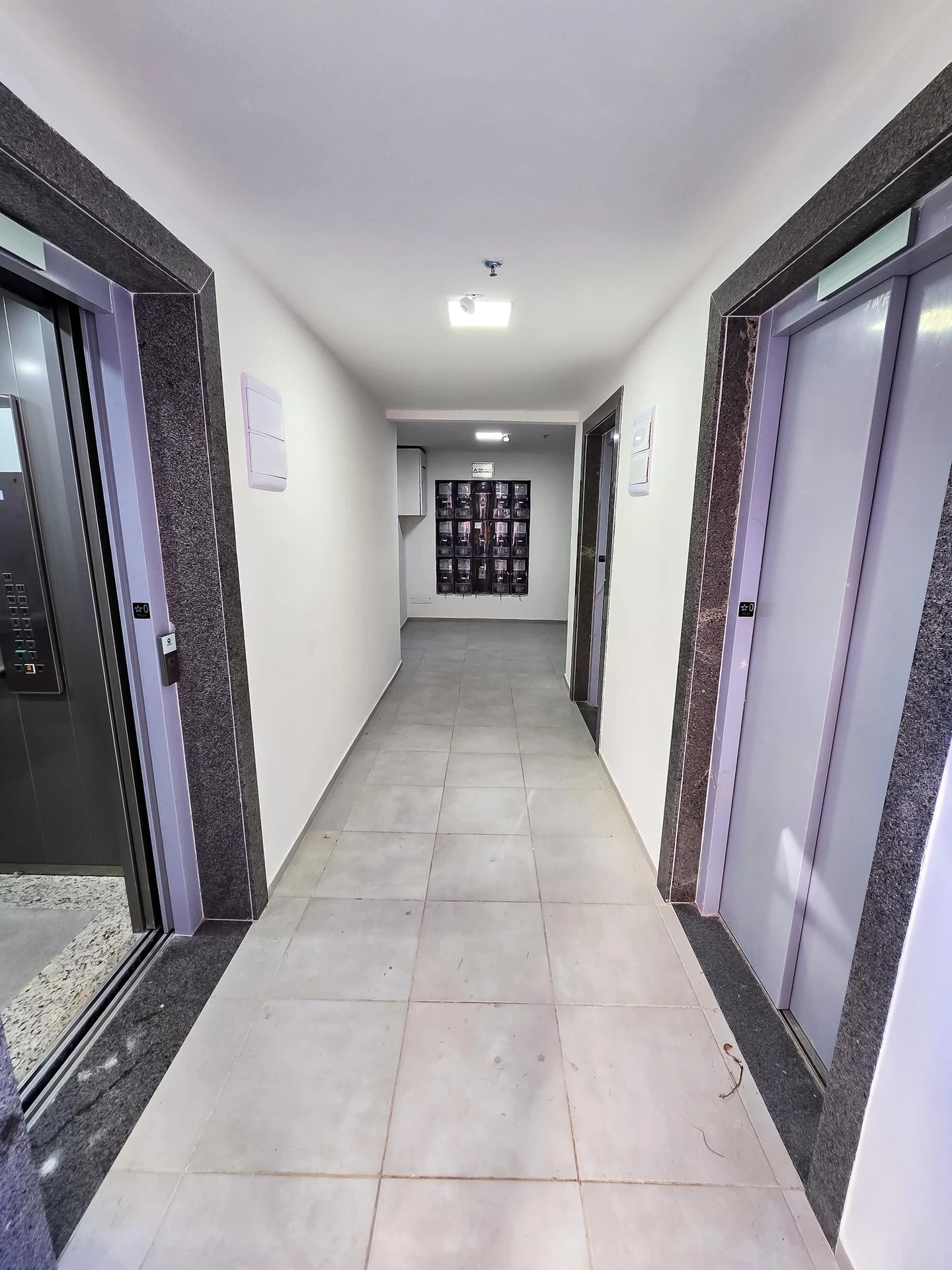 Mountain view in a 2-bedroom apartment, 42 m² — photo 43