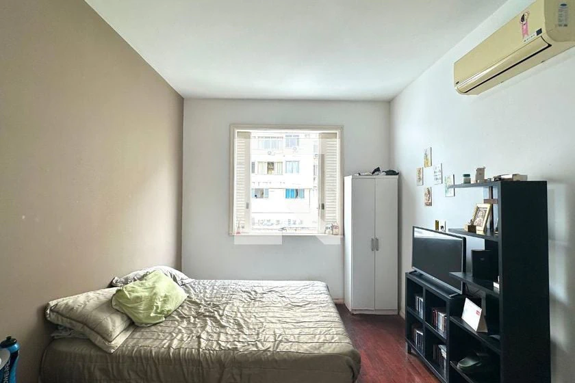 200 m² apartment with a home office and a washing machine — photo 8