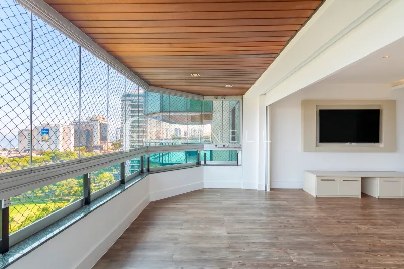 3 quartos e varanda envidraçada: apartamento de 335 m² — photo 25