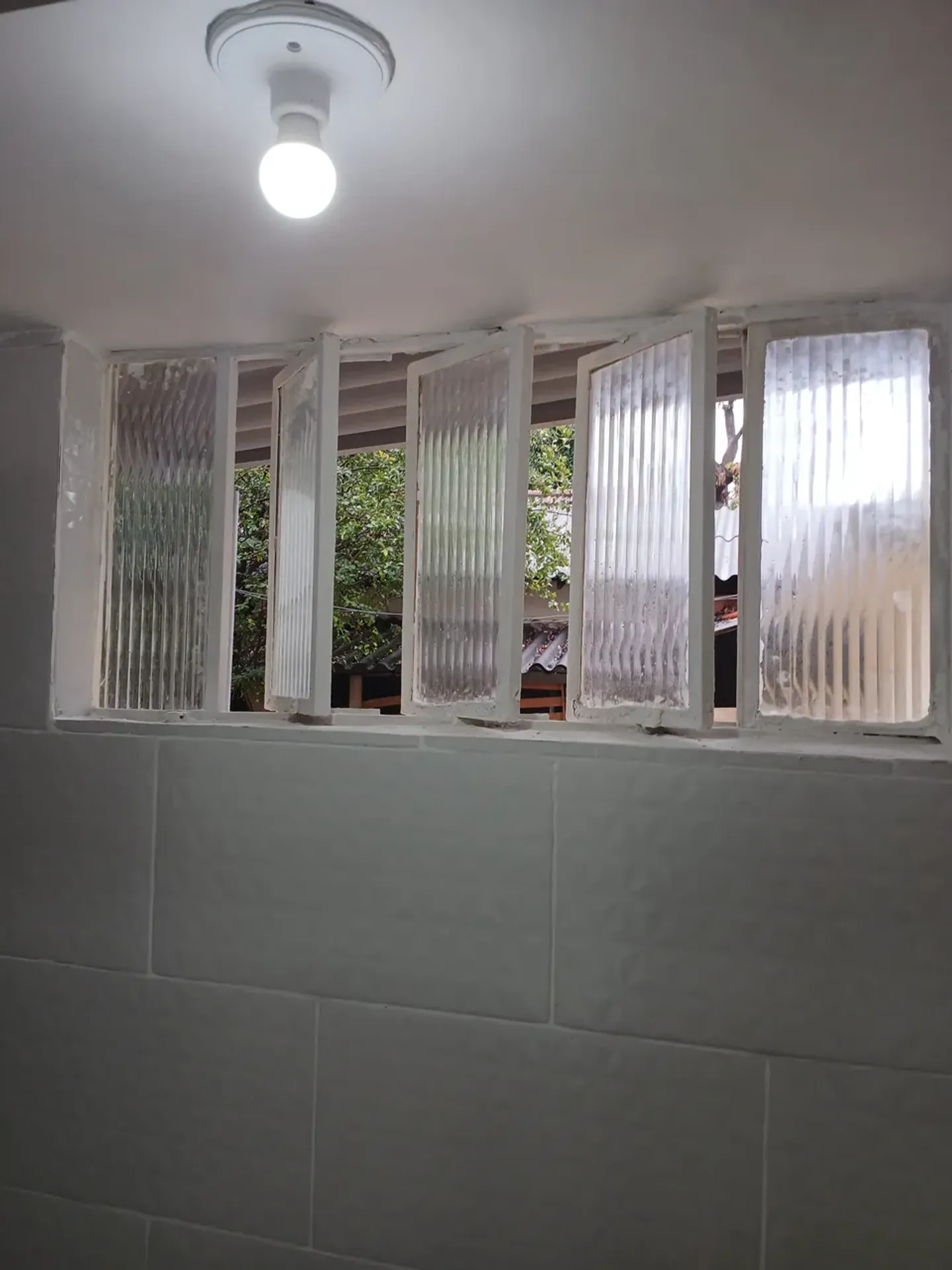 Будинок без паркомісця 50 м² з 2 спальнями — photo 6
