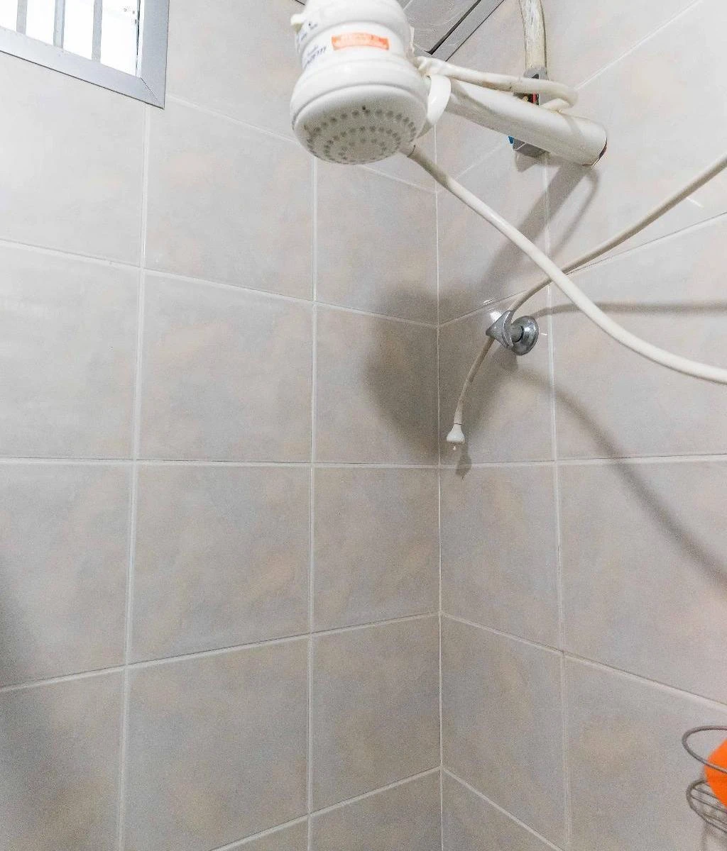Casa com 5 suítes e 300 m², sem vaga de garagem — photo 14