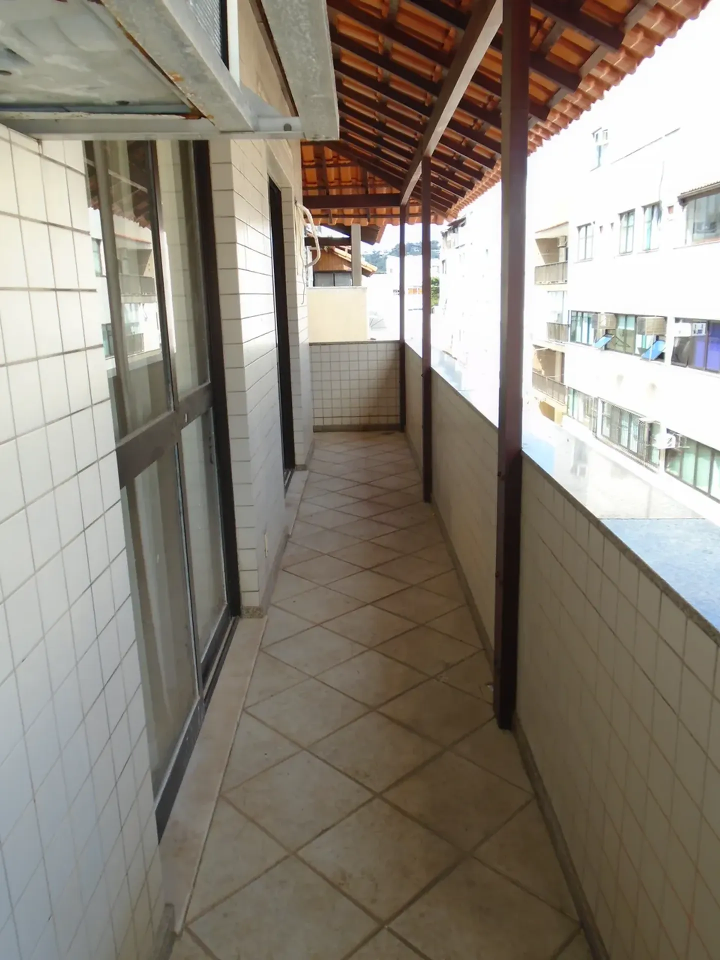 Apartamento, 302 m², com janelas do piso ao teto — photo 10