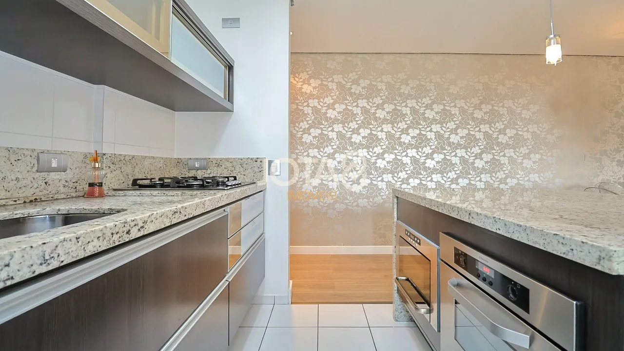 Apartamento amueblado de 2 dormitorios con cocina abierta — photo 19