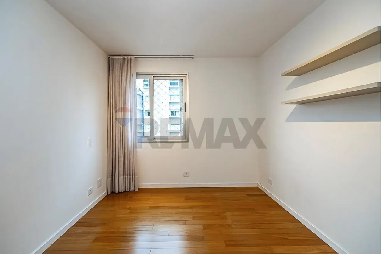 3-bedroom apartment with a separate gas kitchen — photo 23