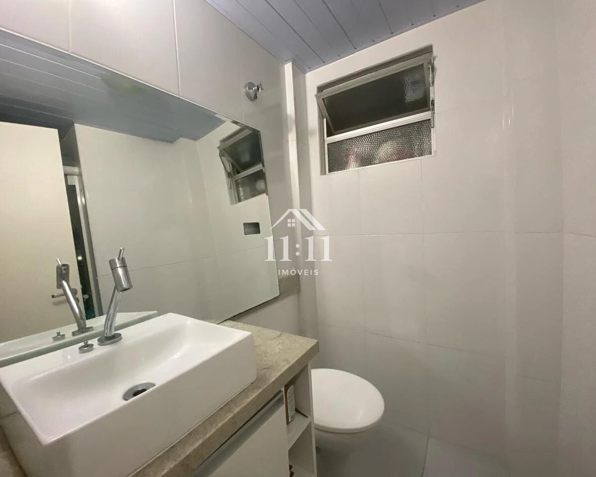 3-bedroom apartment with a home office in Curitiba — photo 10