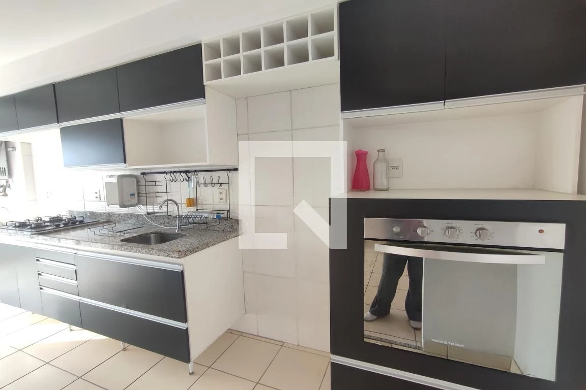 Квартира 66 м² с грилем на балконе и рабочим местом — photo 30