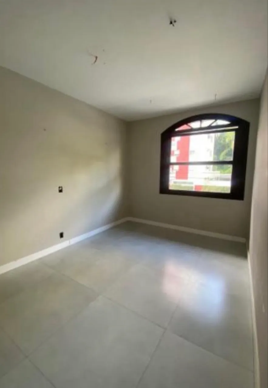 Casa sin amueblar con 5 dormitorios y 5 baños — photo 12