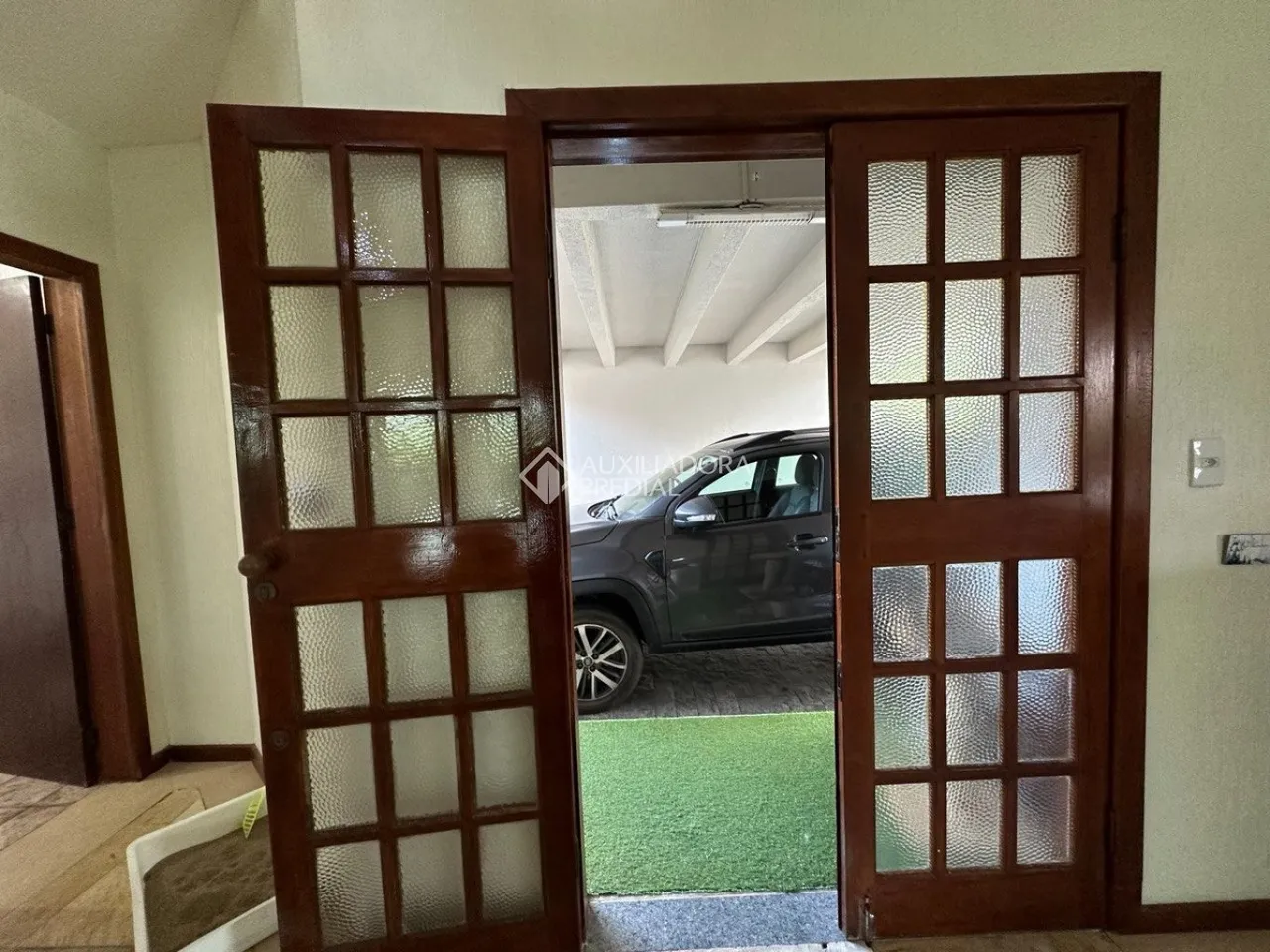 3 quartos e varanda envidraçada: casa de 288 m² — photo 10