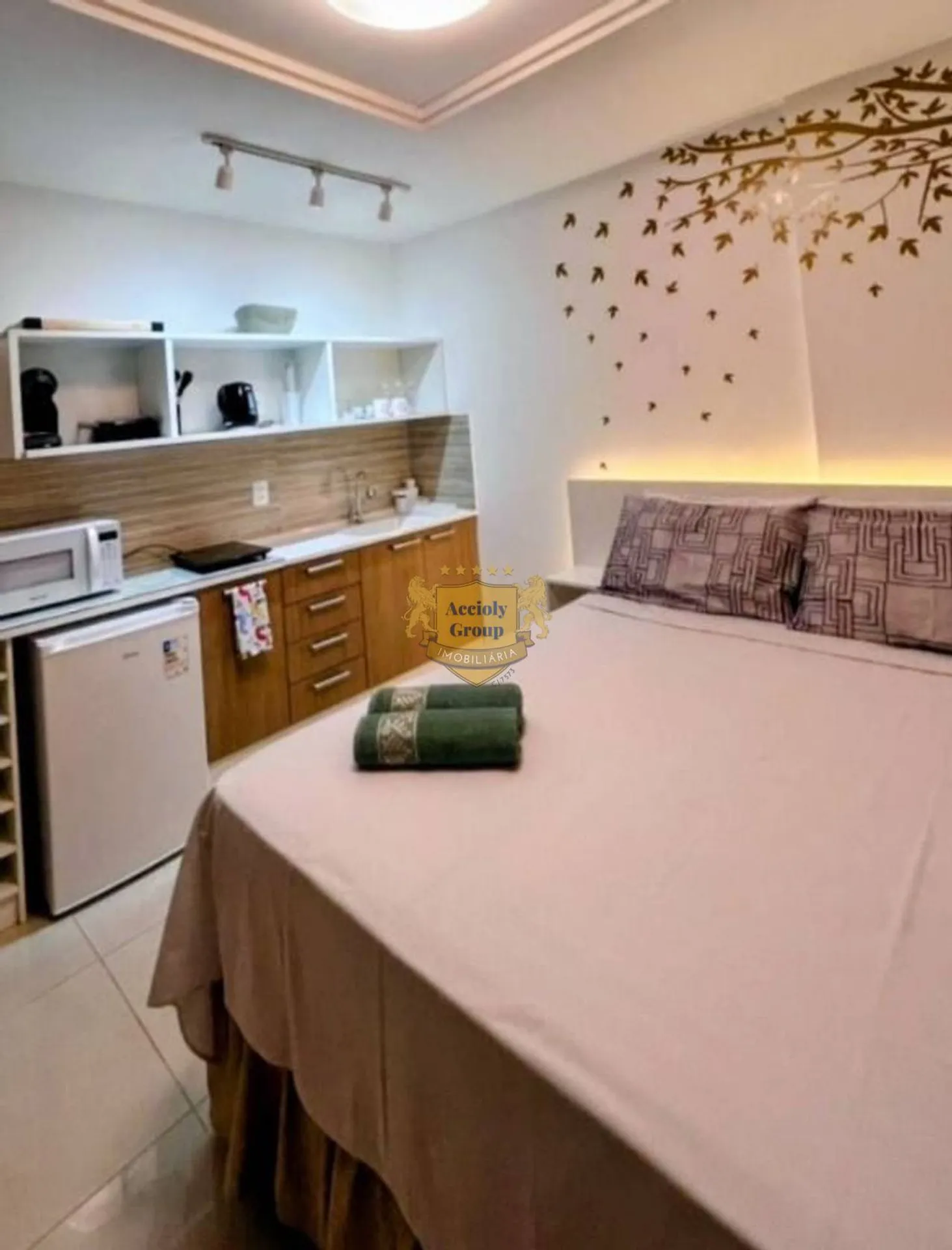Furnished apartment, 20 m², with a glass-enclosed balcony — photo 6