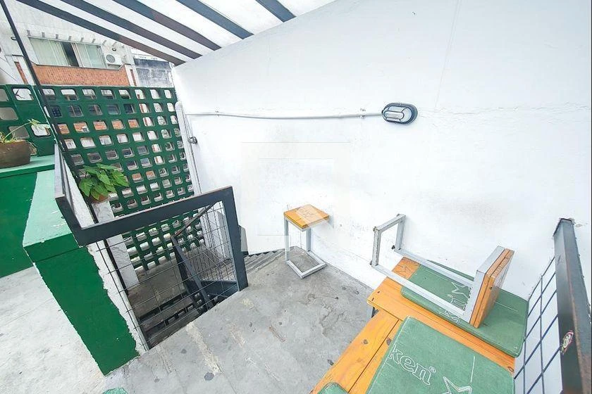 Rental house with 1 bedroom and 250 m² plus 3 bathrooms — photo 29