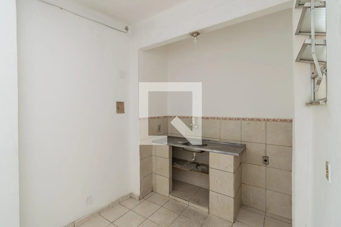 House with 2 bedrooms and a balcony — photo 5