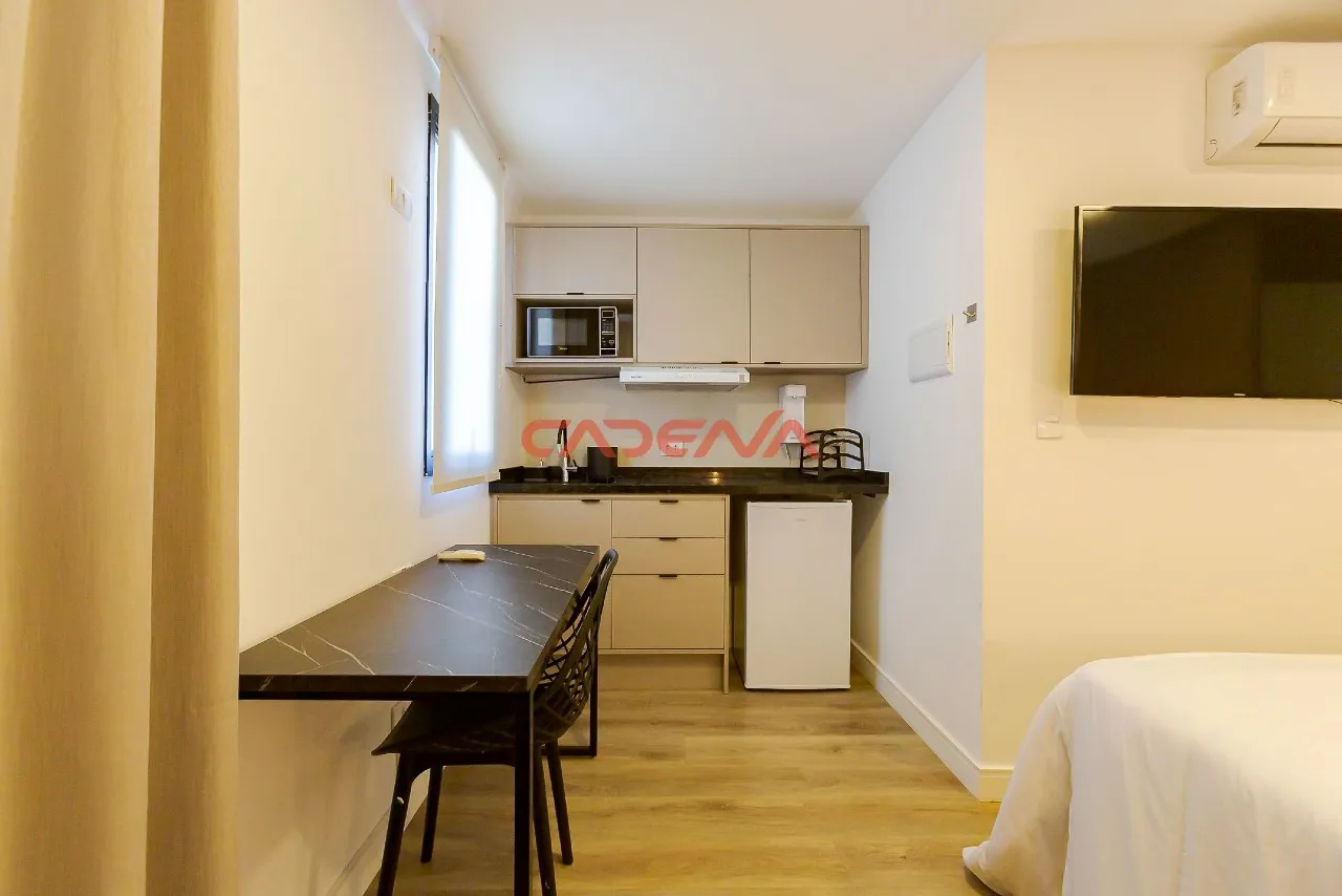 Меблированное студио 29 м² с кондиционером — photo 32