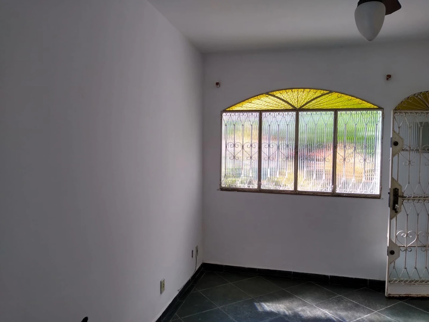 House, 200 m², with a grill on the balcony — photo 3