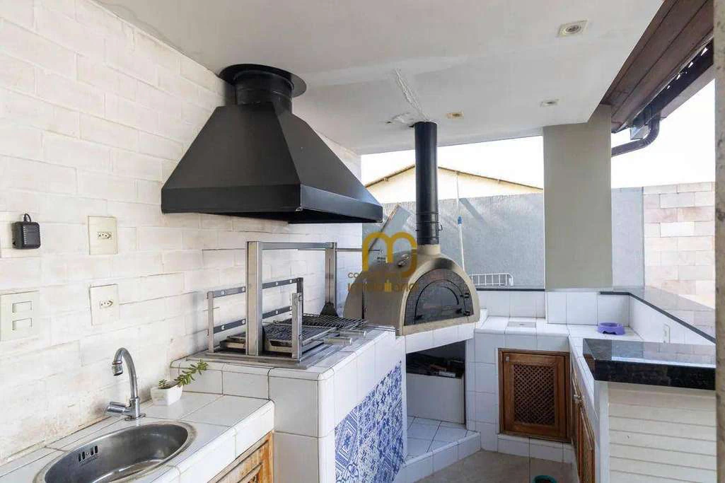 Furnished 2-bedroom house with 190 m² and 2 parking spots — photo 24