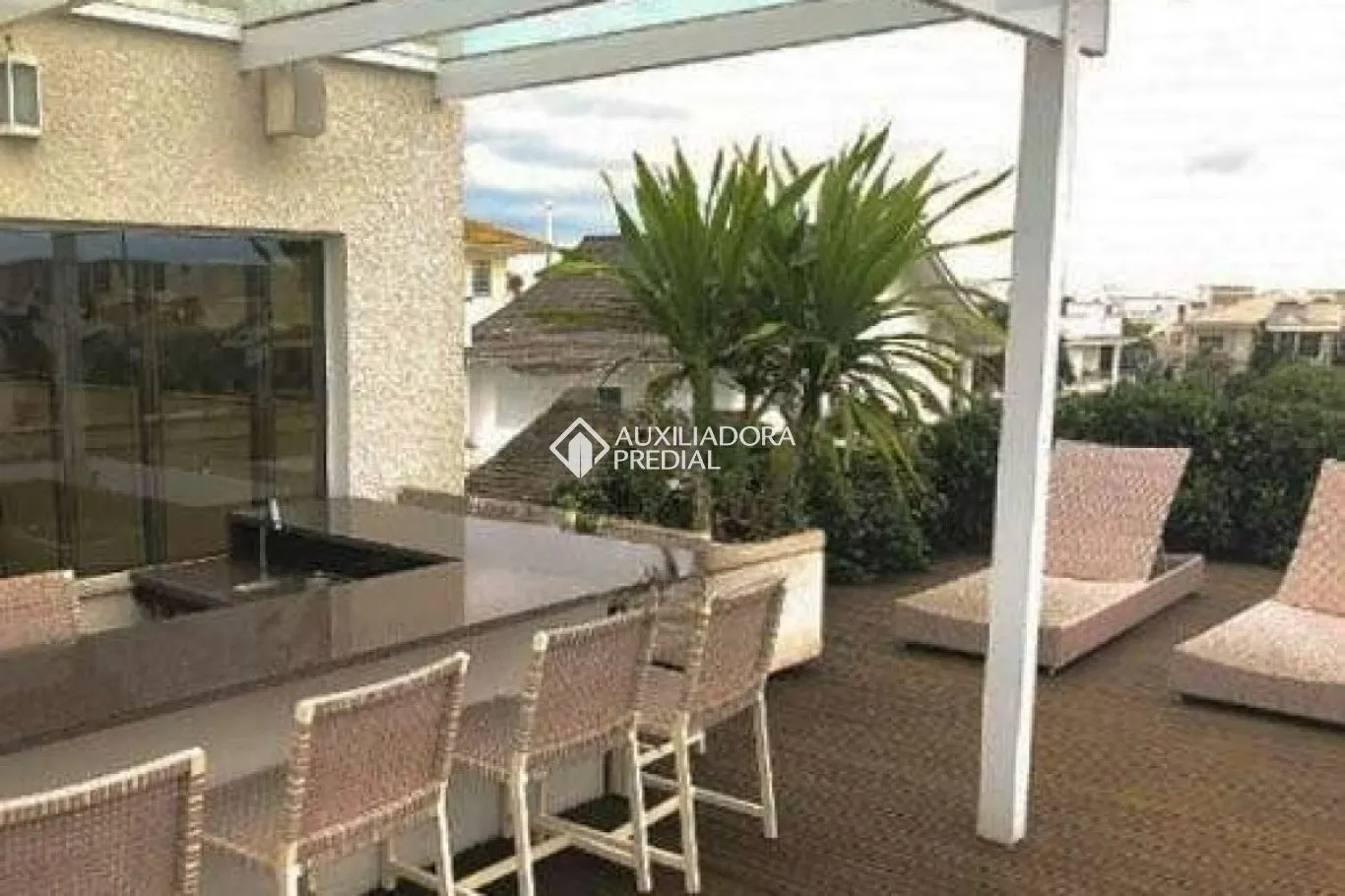 Casa mobiliada com 9 quartos e 11 banheiros — photo 10