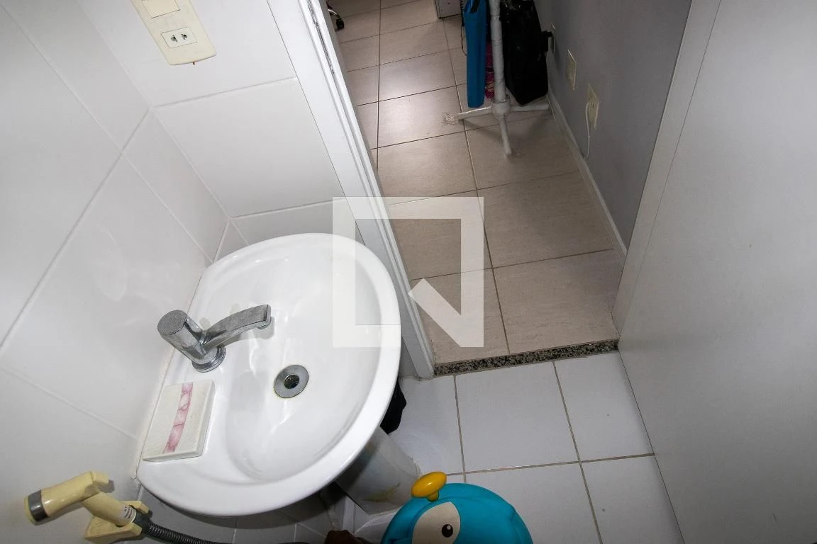 Furnished apartment with 3 bedrooms and 3 bathrooms — photo 45