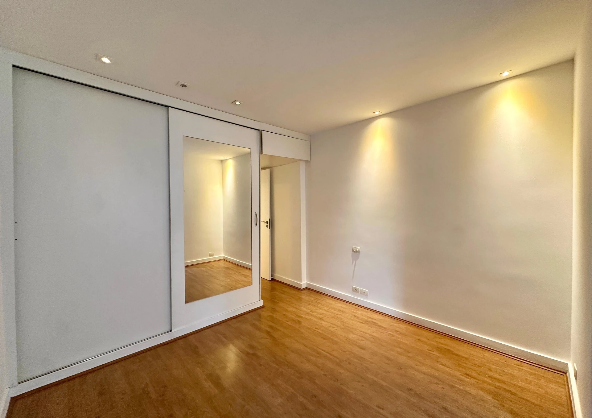 Rental apartment with 3 bedrooms and 1 en-suite — photo 18