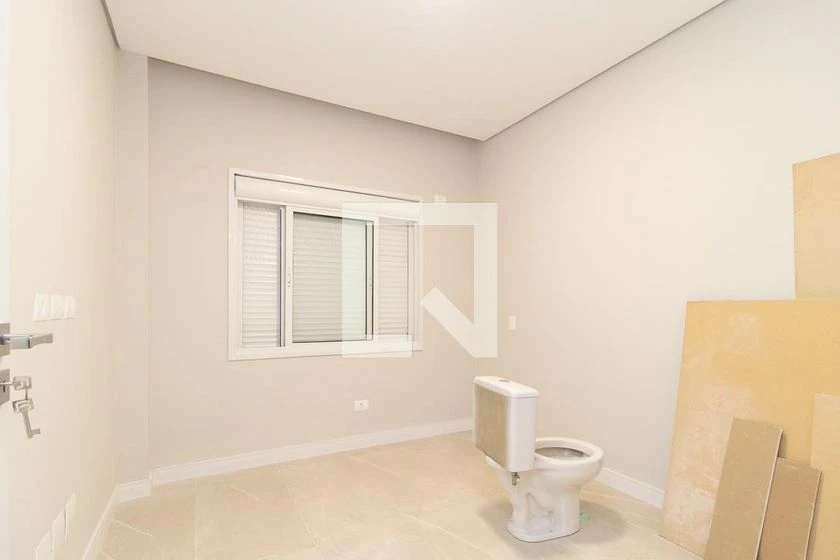 Casa com 4 quartos, jardim privativo e 6 banheiros — photo 5