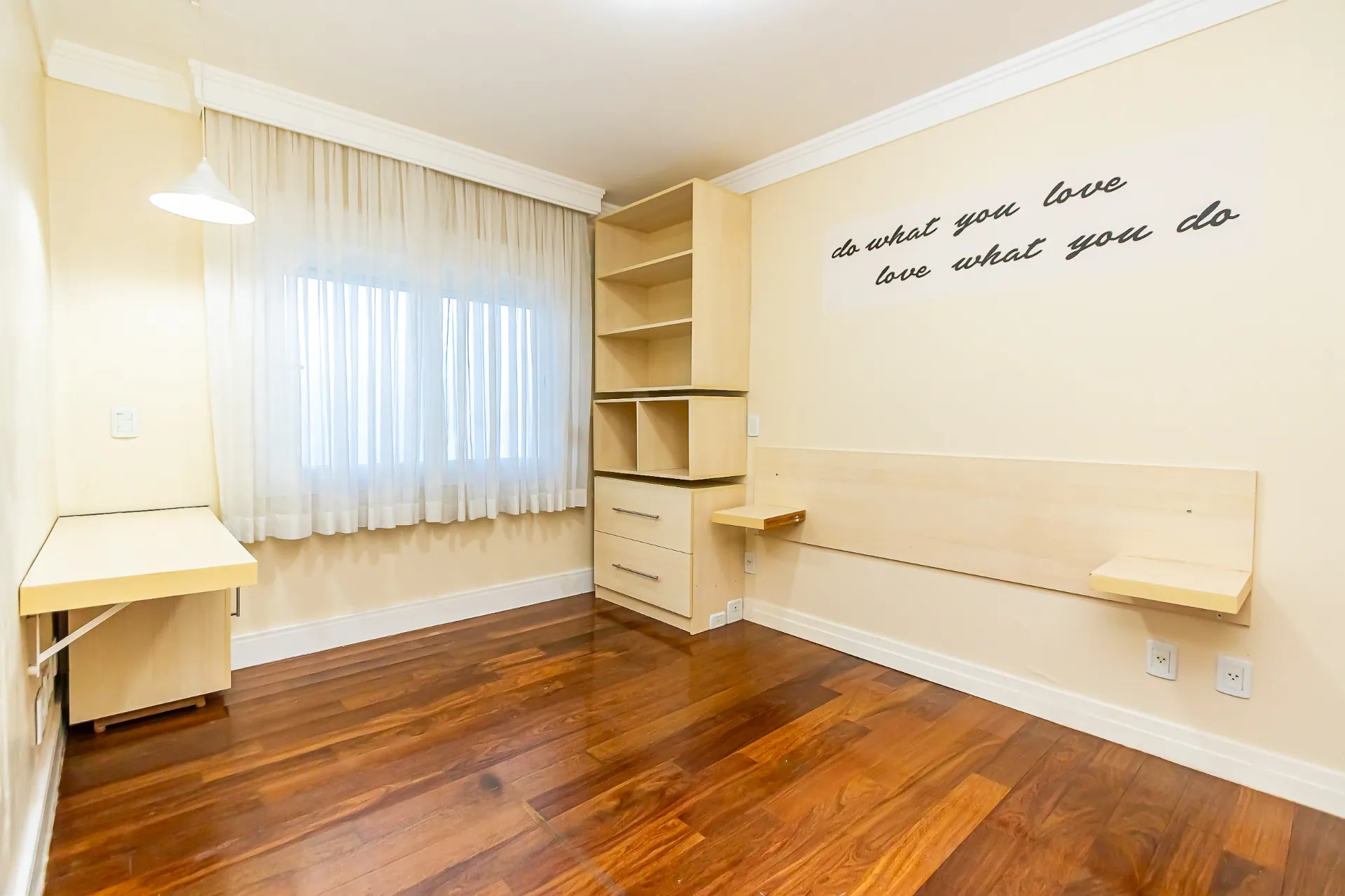 Furnished house with a separate kitchen and 4 bedrooms — photo 47