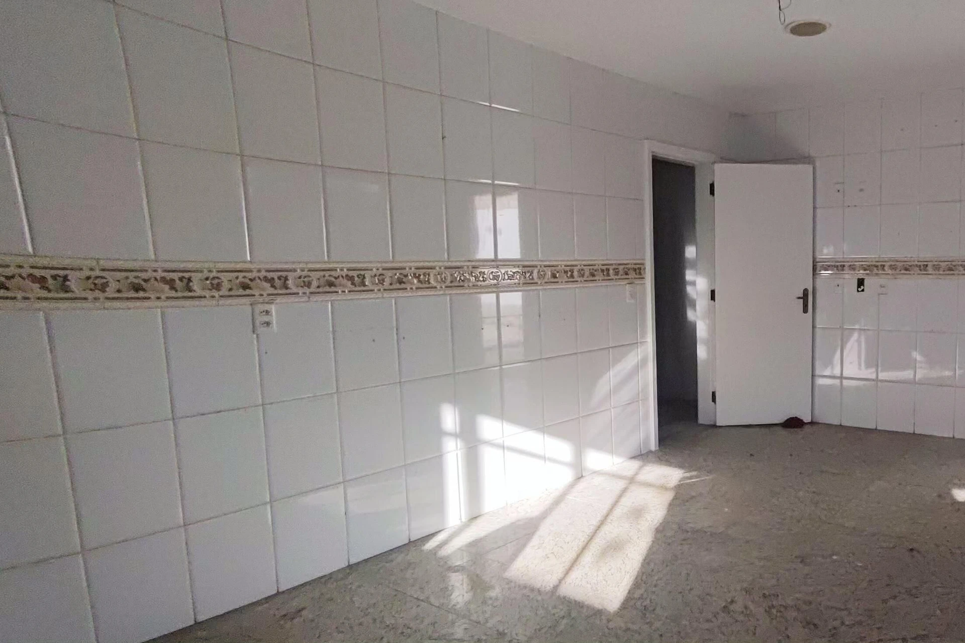 Casa mobiliada em condomínio com 6 suítes e 8 banheiros — photo 22