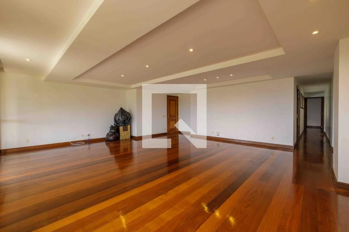 Ванна та 4 спальні: квартира 360 м² — photo 19