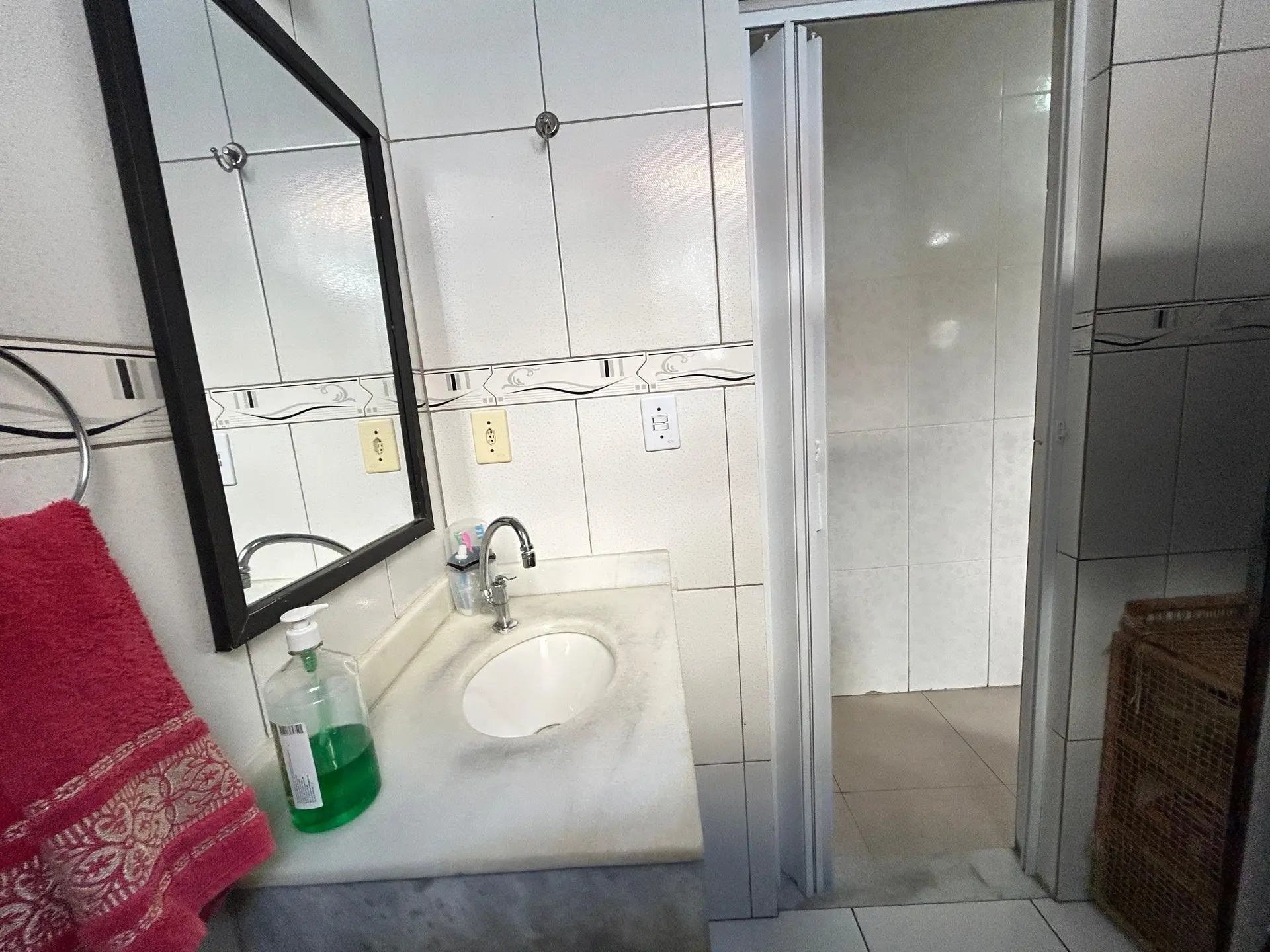 Мебльований будинок з 2 спальнями та пральною зоною — photo 33