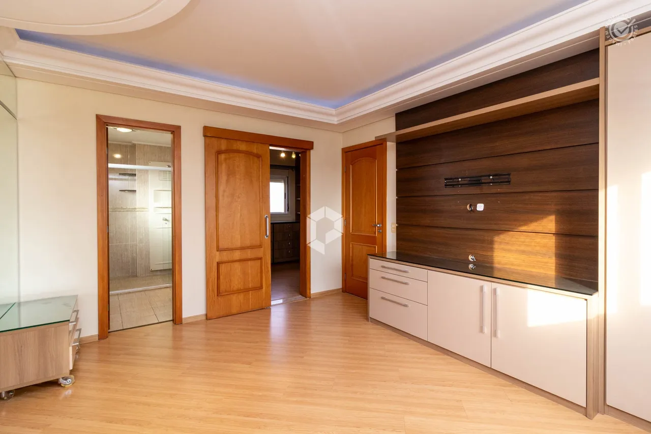 Unfurnished 414 m² apartment with 3 en-suite bedrooms — photo 9