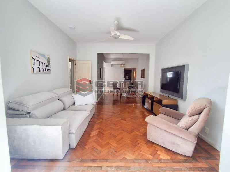 2-bedroom apartment with balcony and in-home laundry — photo 3