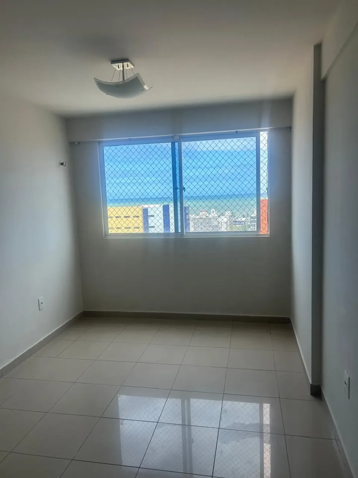 Вид на воду и 3 спальни: квартира 109 м² — photo 6