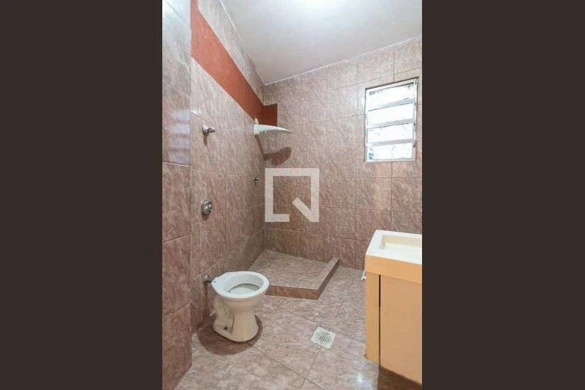 Apartamento de 1 quarto com 39 m² e piso de madeira — photo 12