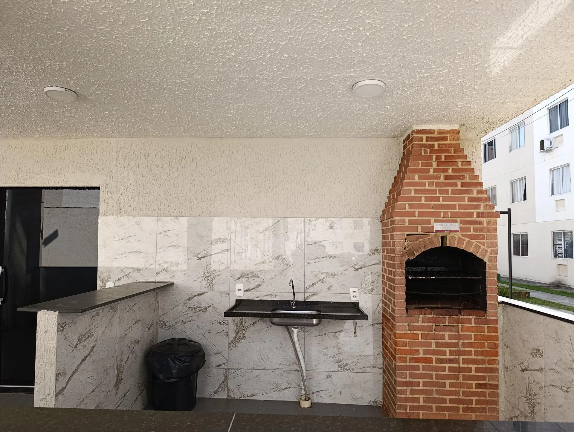 Unfurnished 2-bedroom apartment with 1 bath and 2 parking — photo 19