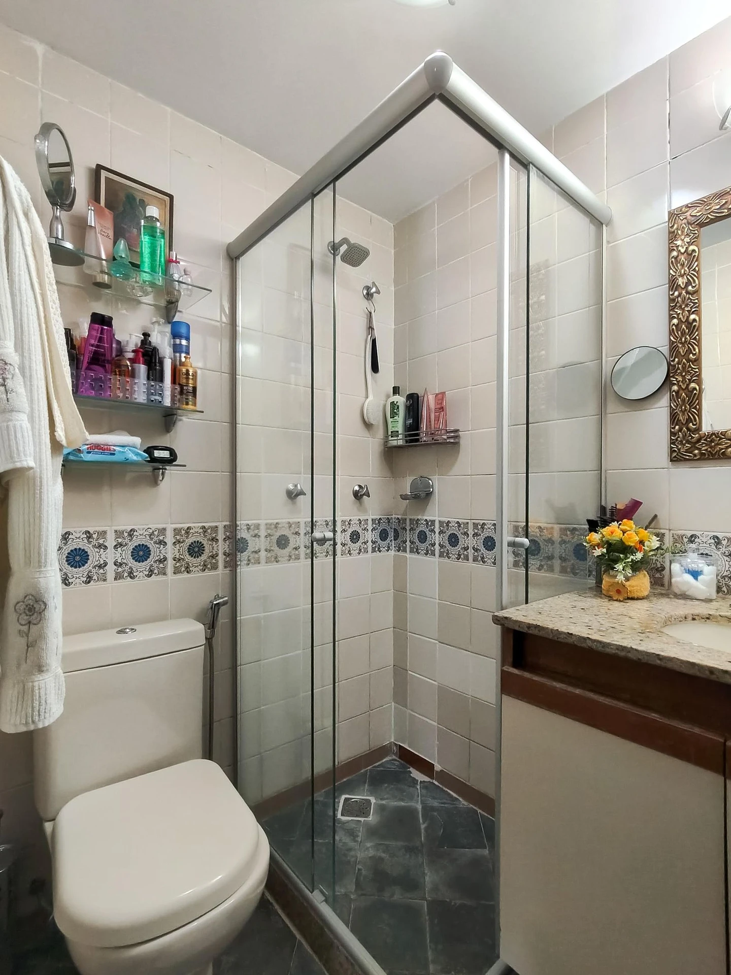 Mountain view in a 3-bedroom apartment, 200 m² — photo 47