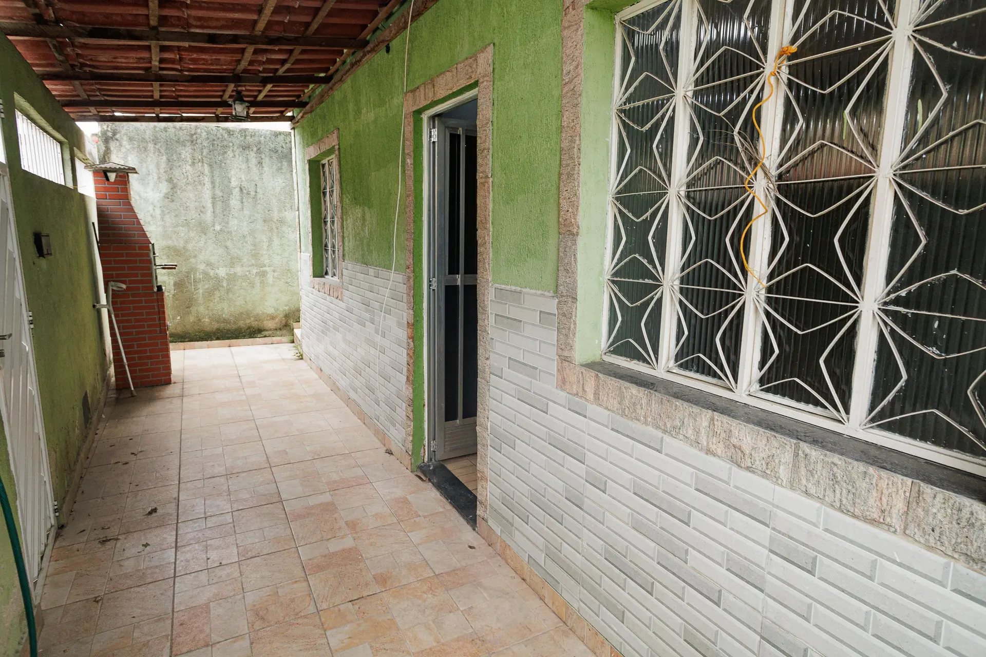 2-bedroom house with 2 bathrooms and private garden — photo 6