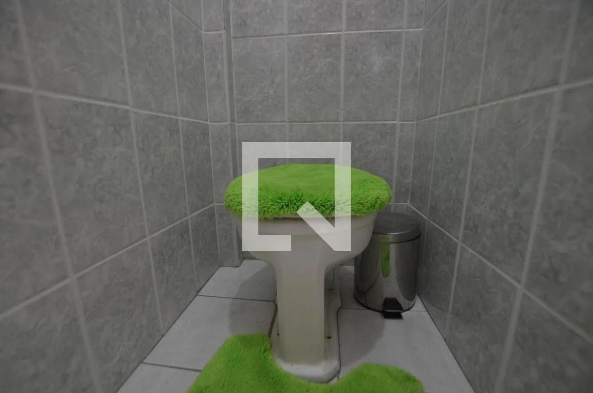 Apartamento com 2 quartos e cozinha fechada a gás — photo 35