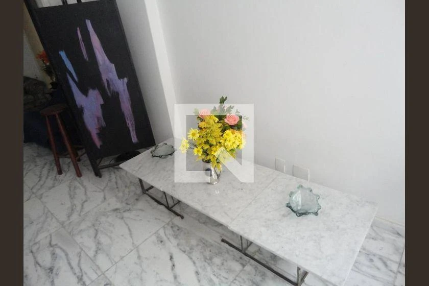 Furnished apartment with 4 bedrooms and 120 m² — photo 35
