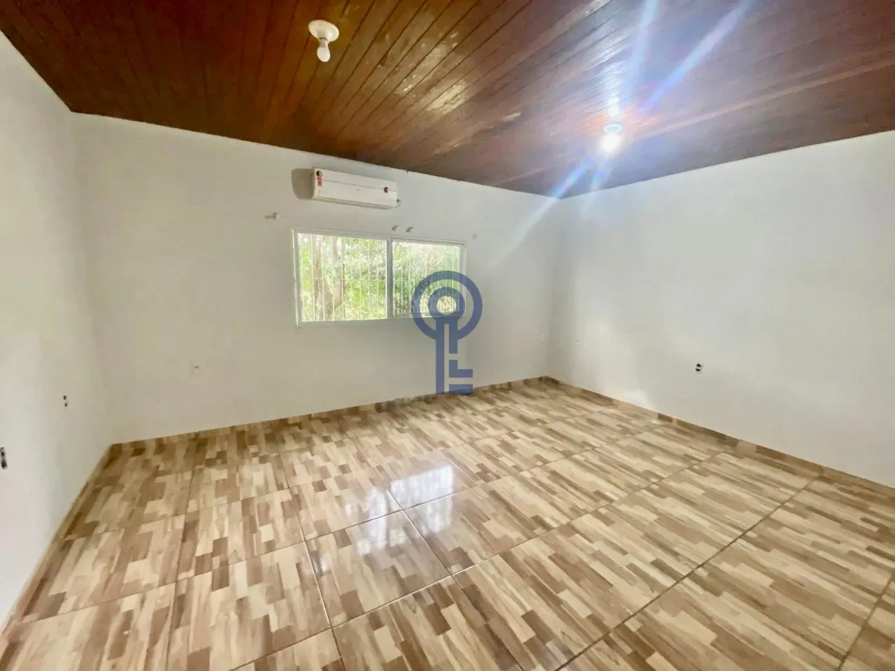 180 m² house with 3 bedrooms, suite and balcony — photo 4