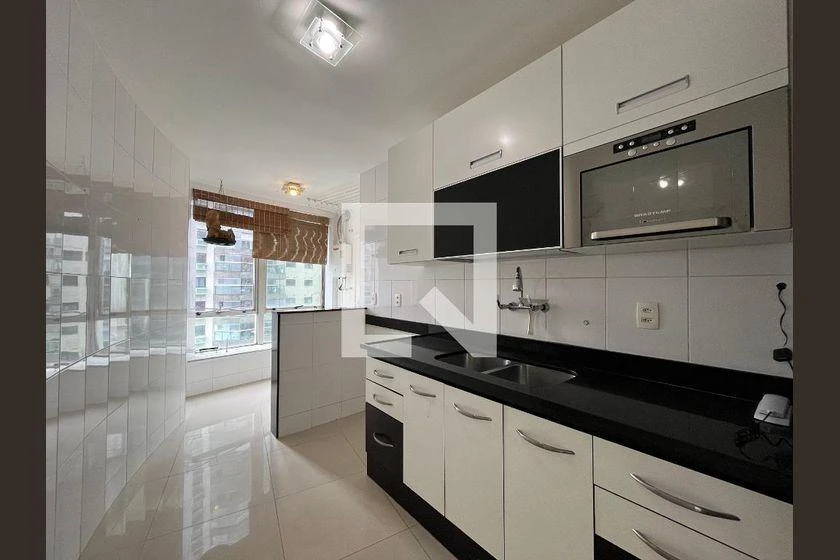 2 quartos e janelas do piso ao teto: apartamento de 90 m² — photo 2