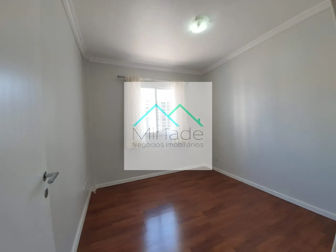 3-bedroom apartment with a home office — photo 4