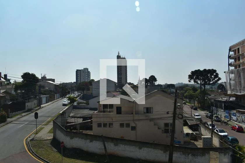 2-bedroom rental apartment with 1 parking space — photo 3