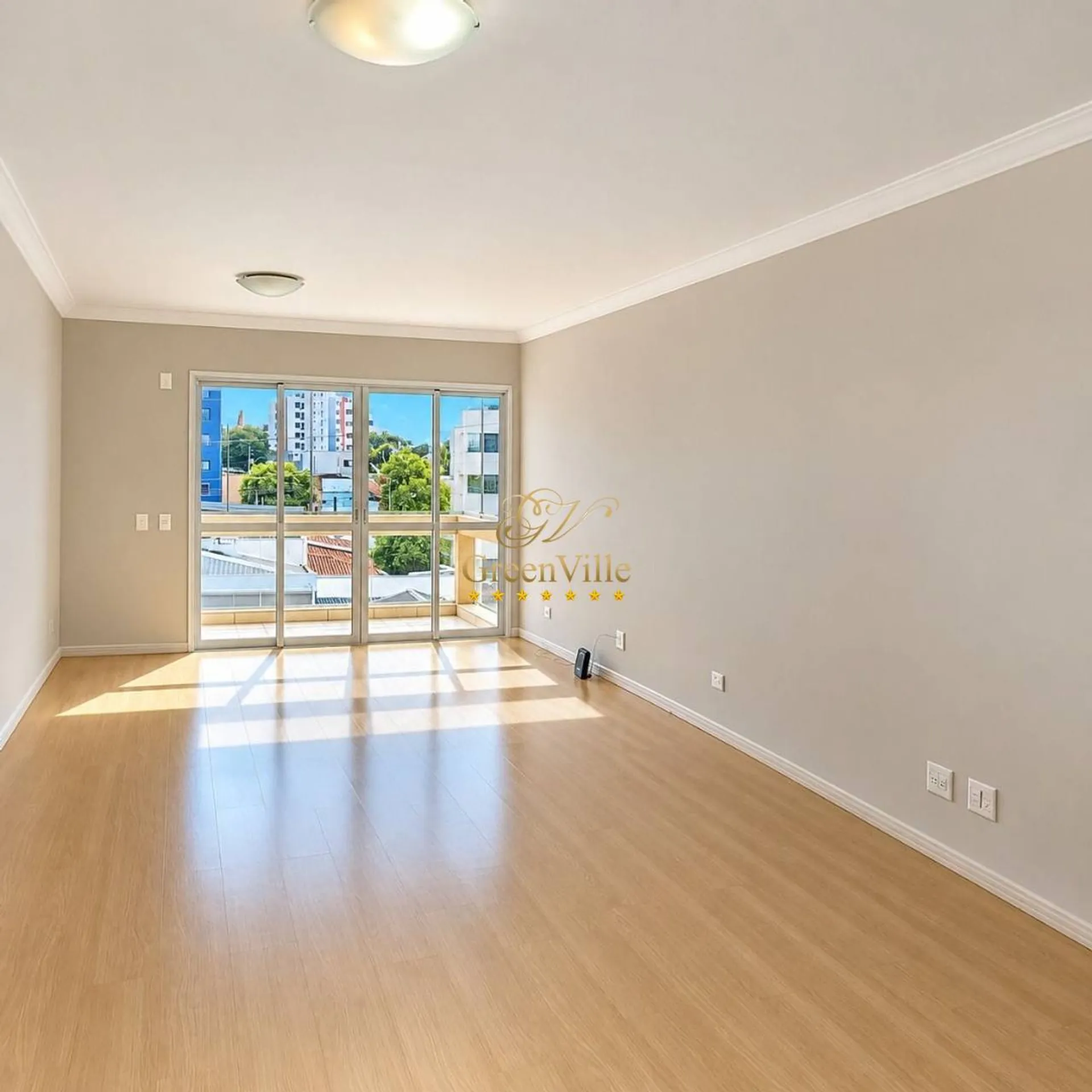 Apartment on the 4th floor with a bathtub — photo 8
