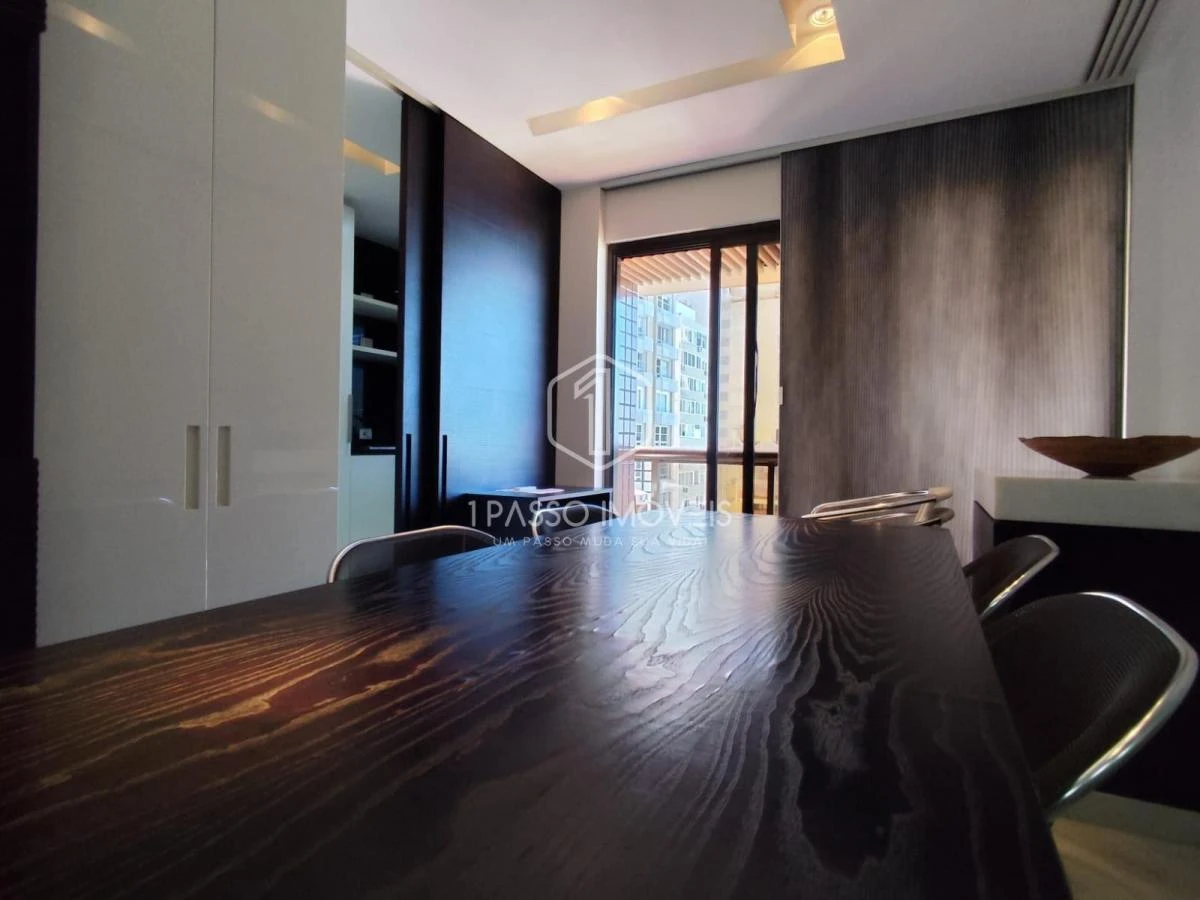 82 m² apartment with 2 en-suite bedrooms and balcony — photo 9