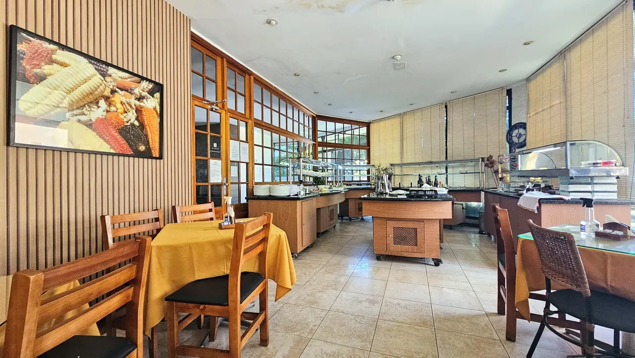 Furnished 52 m² apartment with an open-plan kitchen — photo 32