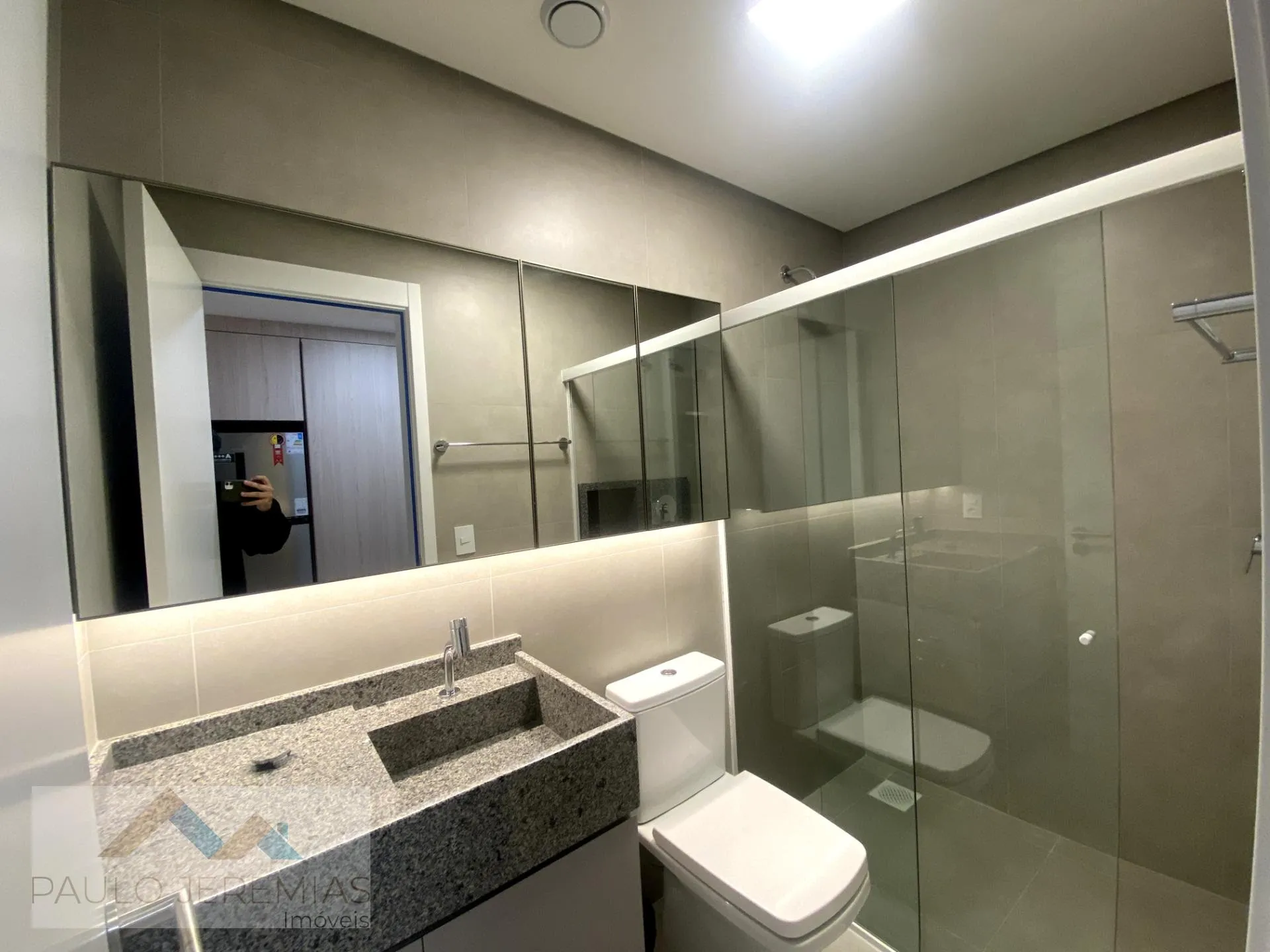 Estudio amueblado de 31 m² en el 8º piso con escritorio — photo 4