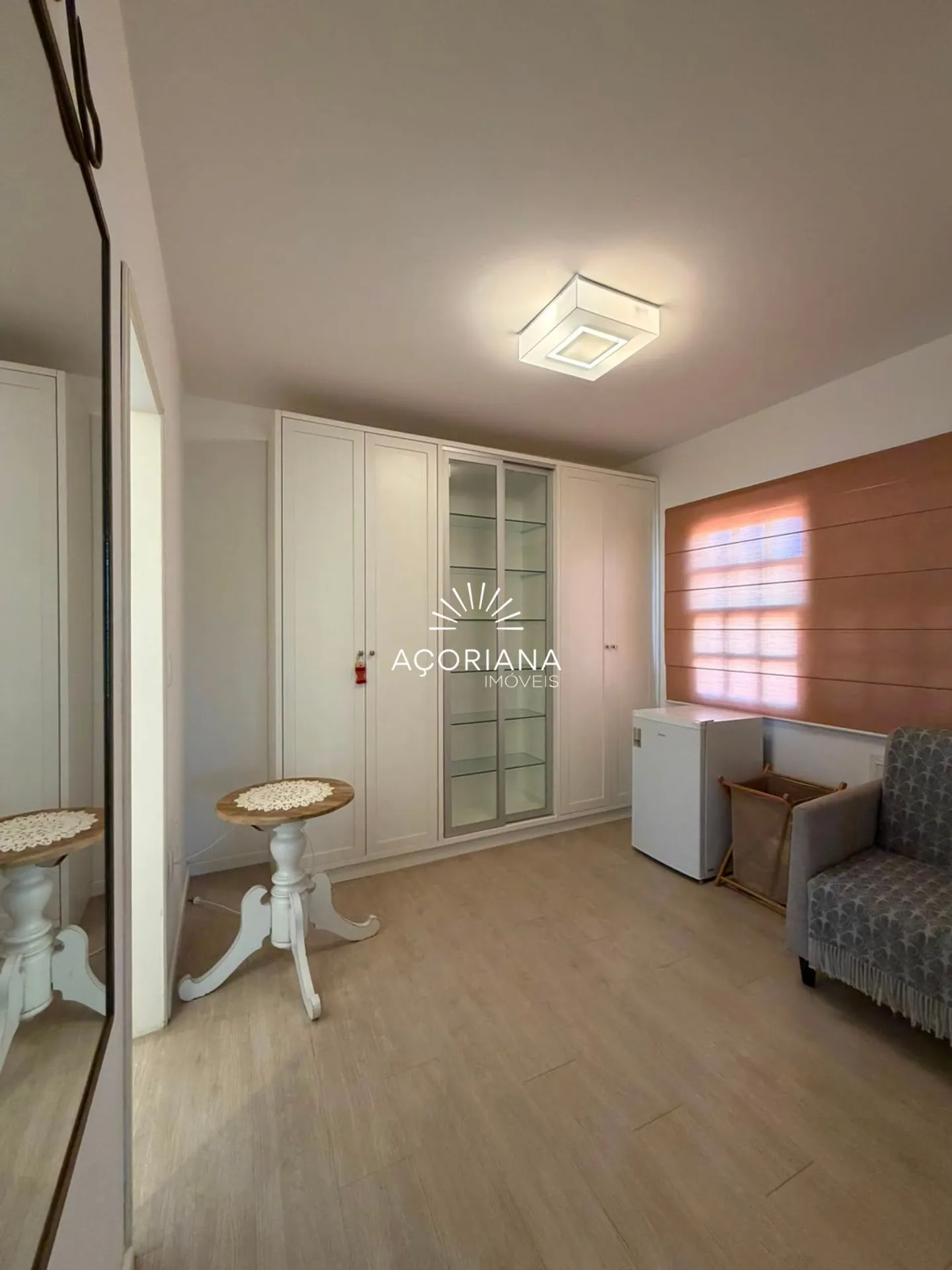 Furnished 600 m² house with 5 bedrooms and an integrated kitchen — photo 45