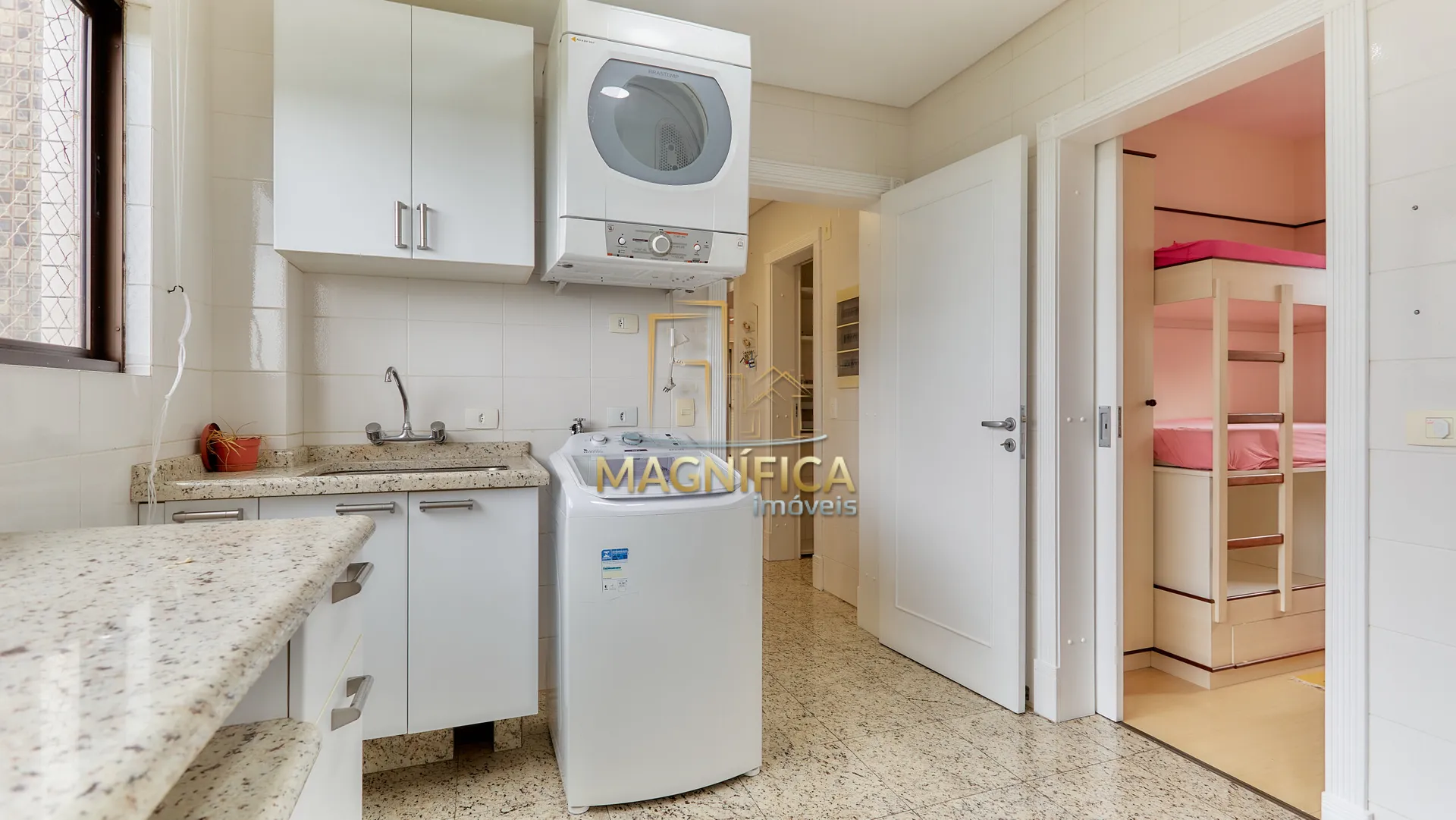 Apartamento de 322 m² con 3 suites y 4 plazas de garaje — photo 22