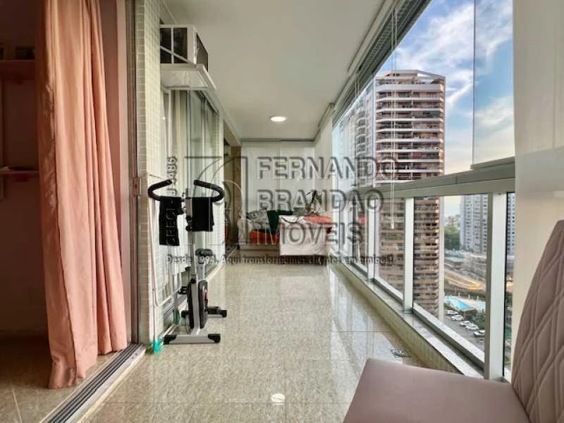 Furnished apartment, 88 m², with a glass-enclosed balcony — photo 14