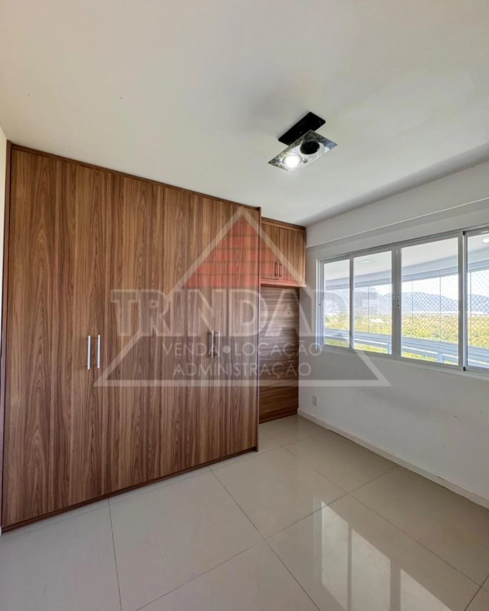 Квартира 229 м² с грилем на балконе и застеклённым балконом — photo 3