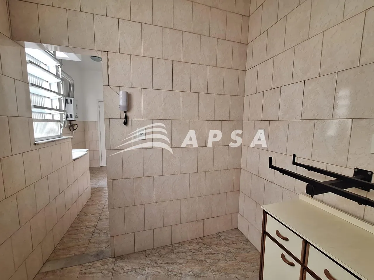 Unfurnished 2-bedroom apartment with 2 bathrooms, no parking — photo 3