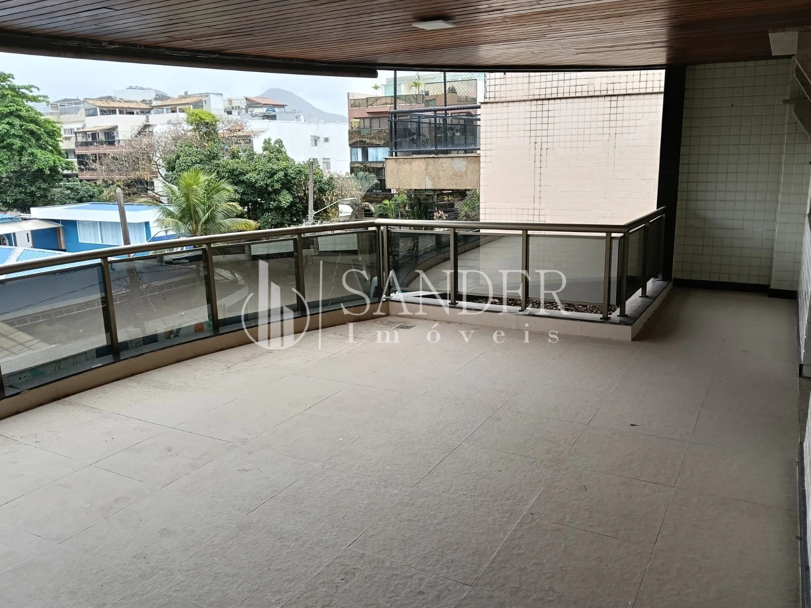 3-bedroom apartment, 1 with its own bathroom, 90 m² — photo 11